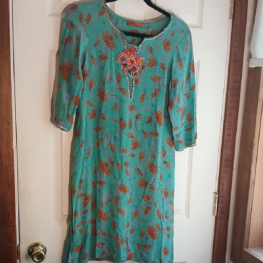 Blue Brown Sheath Tunic with 3/4 Sleeves